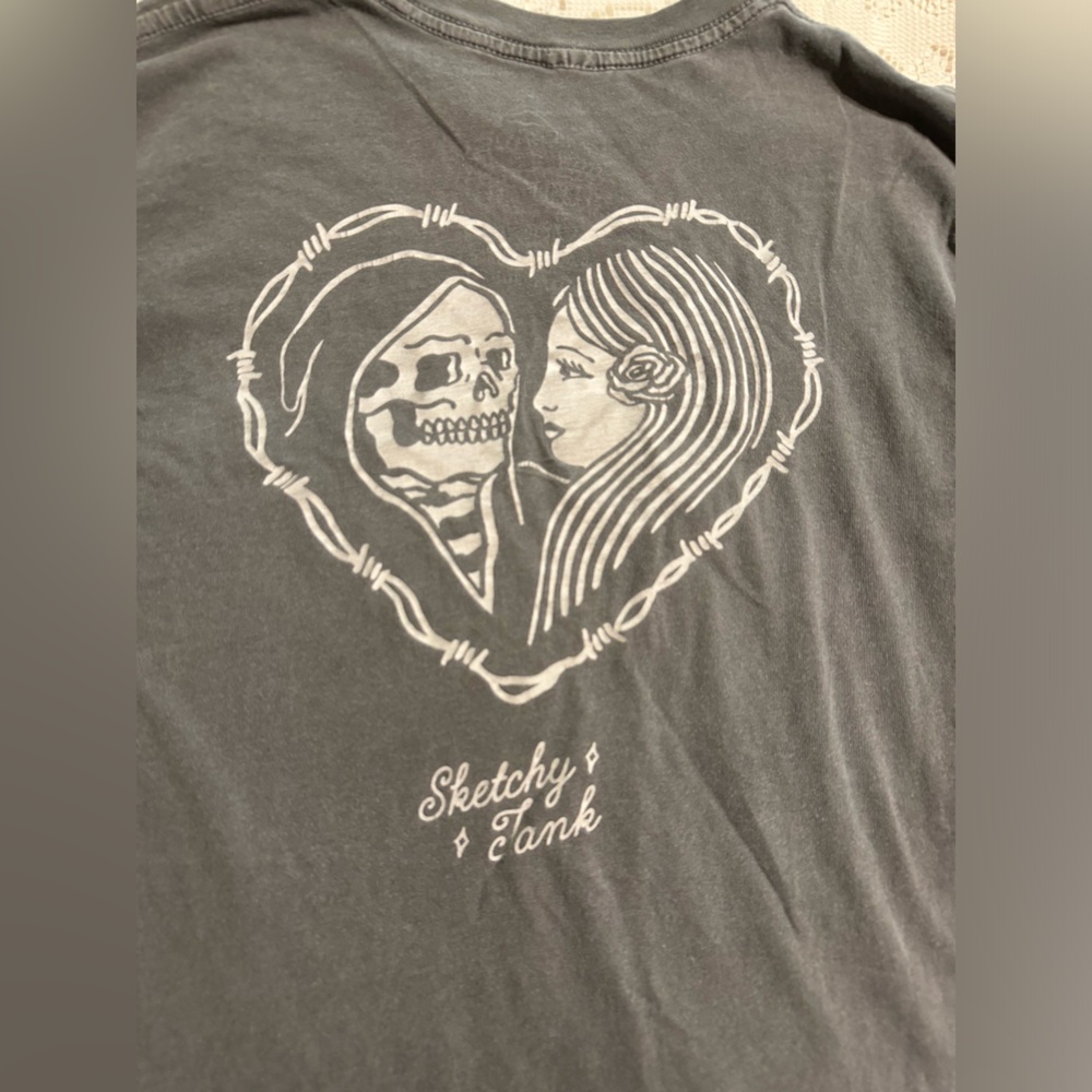 Sketchy Tank T-shirt Women’s Small (fits Med).